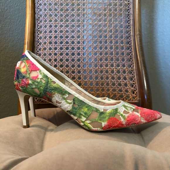Anthropologie Bettye Muller “Astor” Pumps - Picture 3 of 8